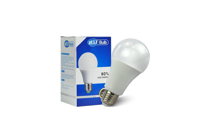 Ampoule LED blanc lumineux