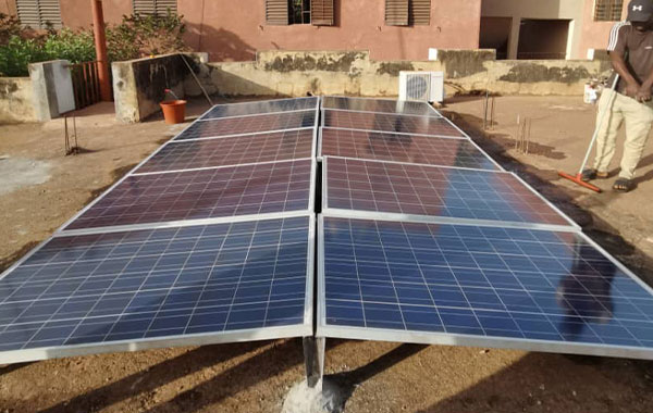 50 ensembles d'inverseur de 3.2KW EVO au Mali