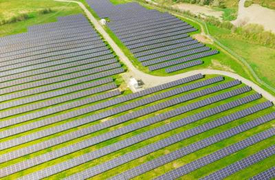Comment choisir des inverseurs tout-en-un pour les systèmes solaires domestiques