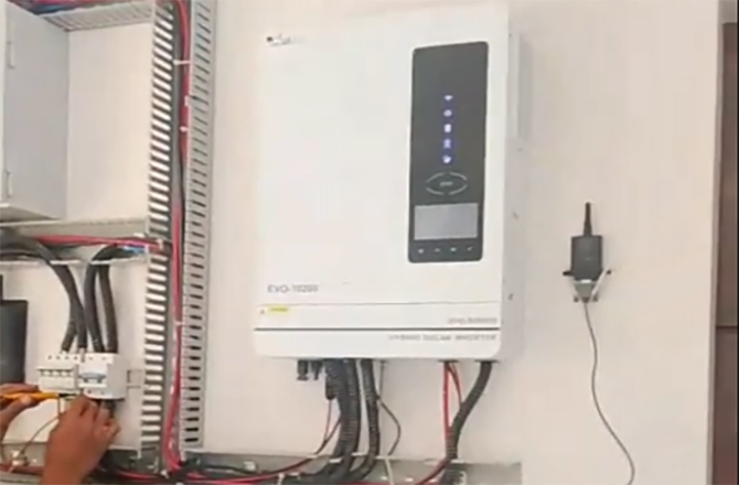 Système d'onduleur hybride Anern 10,2 kW aux Philippines