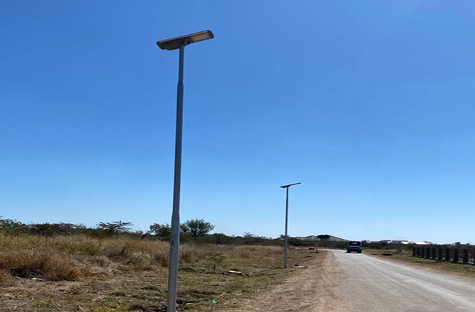 Projet de lampadaire solaire tout-en-un Anern au Zimbabwe